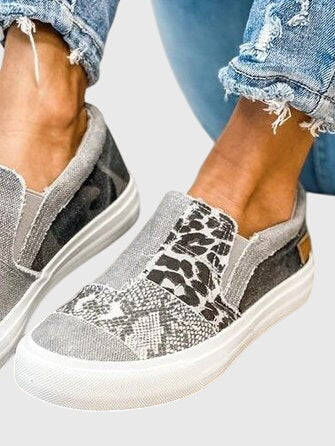 Chaussures à Enfiler Femme Noemi – Confort, Style Tendance