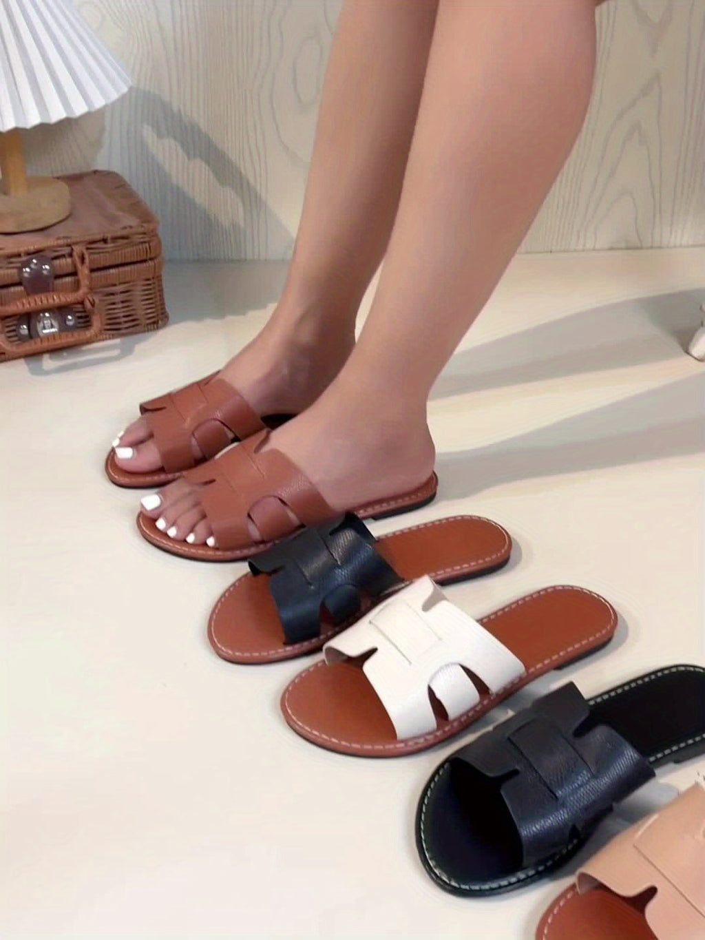 Sandales Plates Élégantes à Bride Unique pour Femme