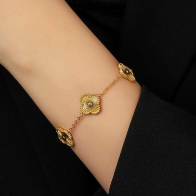 Le bracelet trèfle