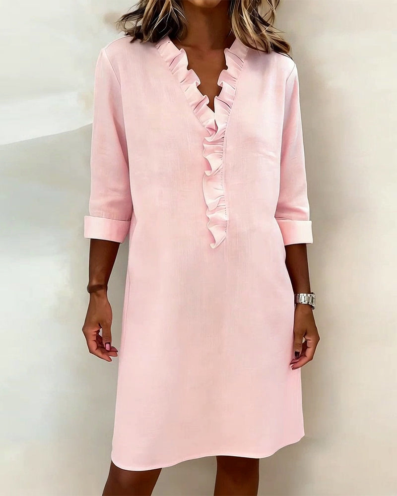 Robe Unie à Volants avec Col en V