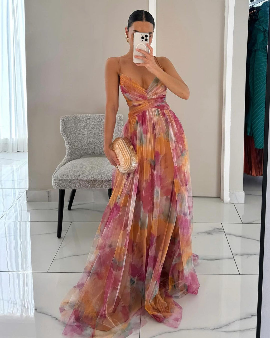 Robe femme maxi fluide imprimé floral bretelles fines col V – élégante été
