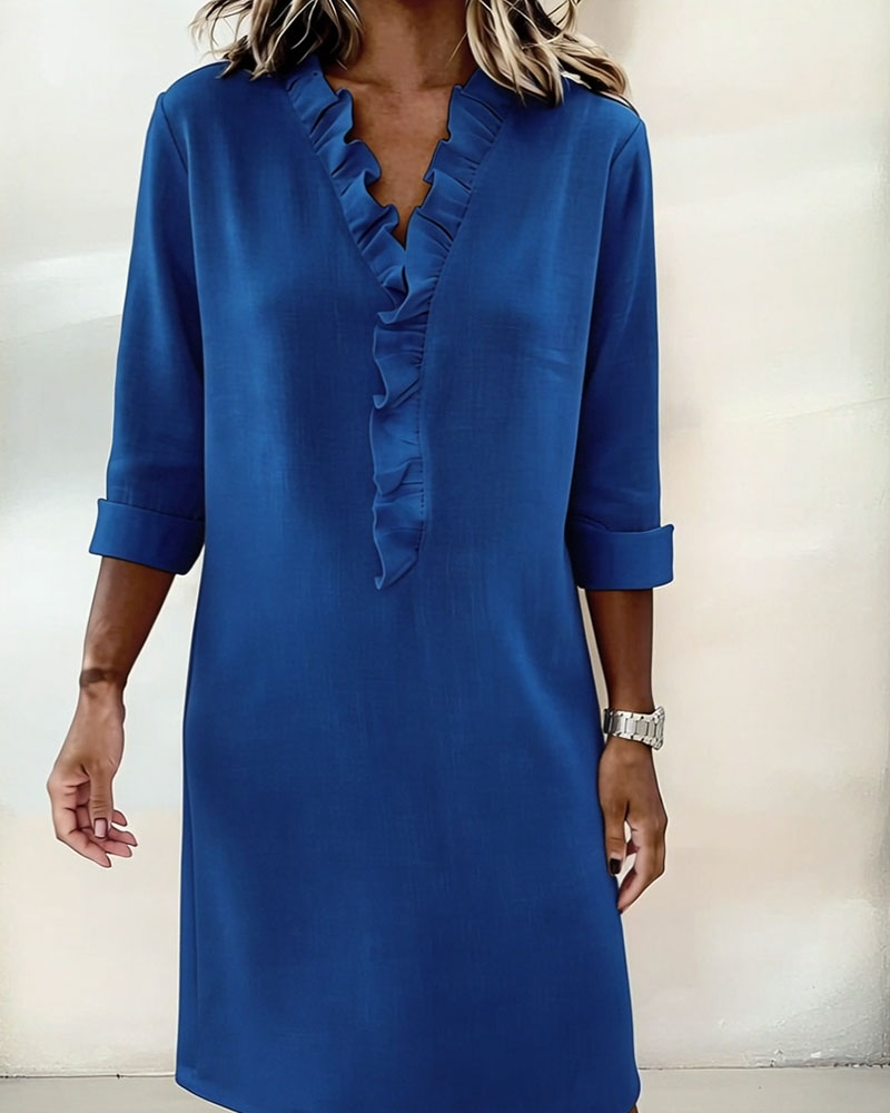 Robe Unie à Volants avec Col en V