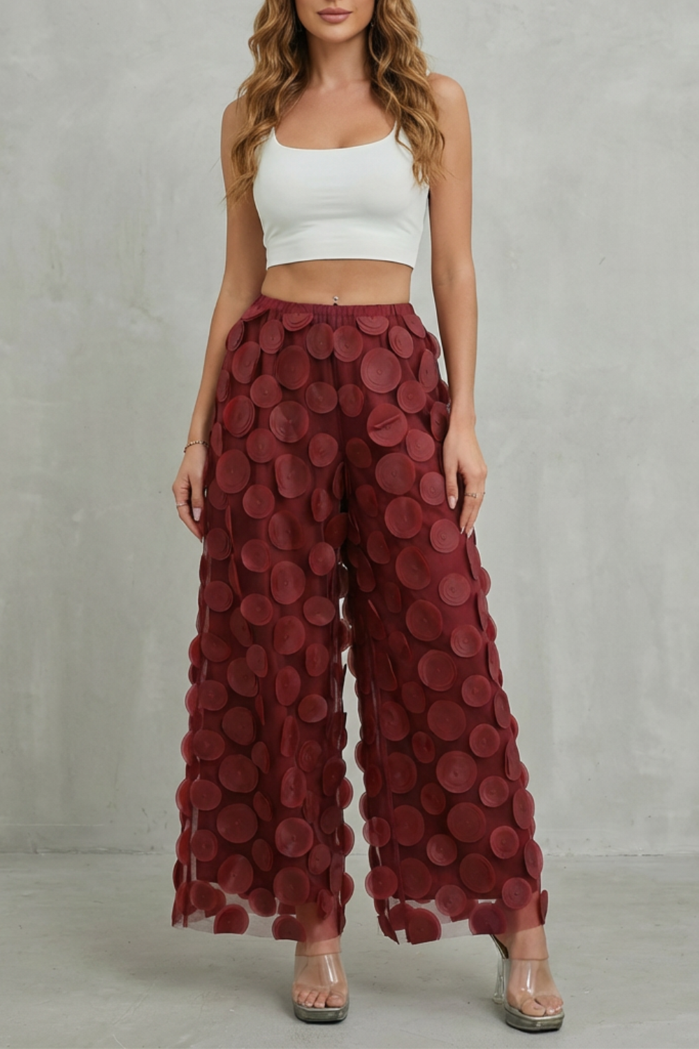 Pantalon Large Femme Bellaria – Rouge, Appliqué Cercles 3D