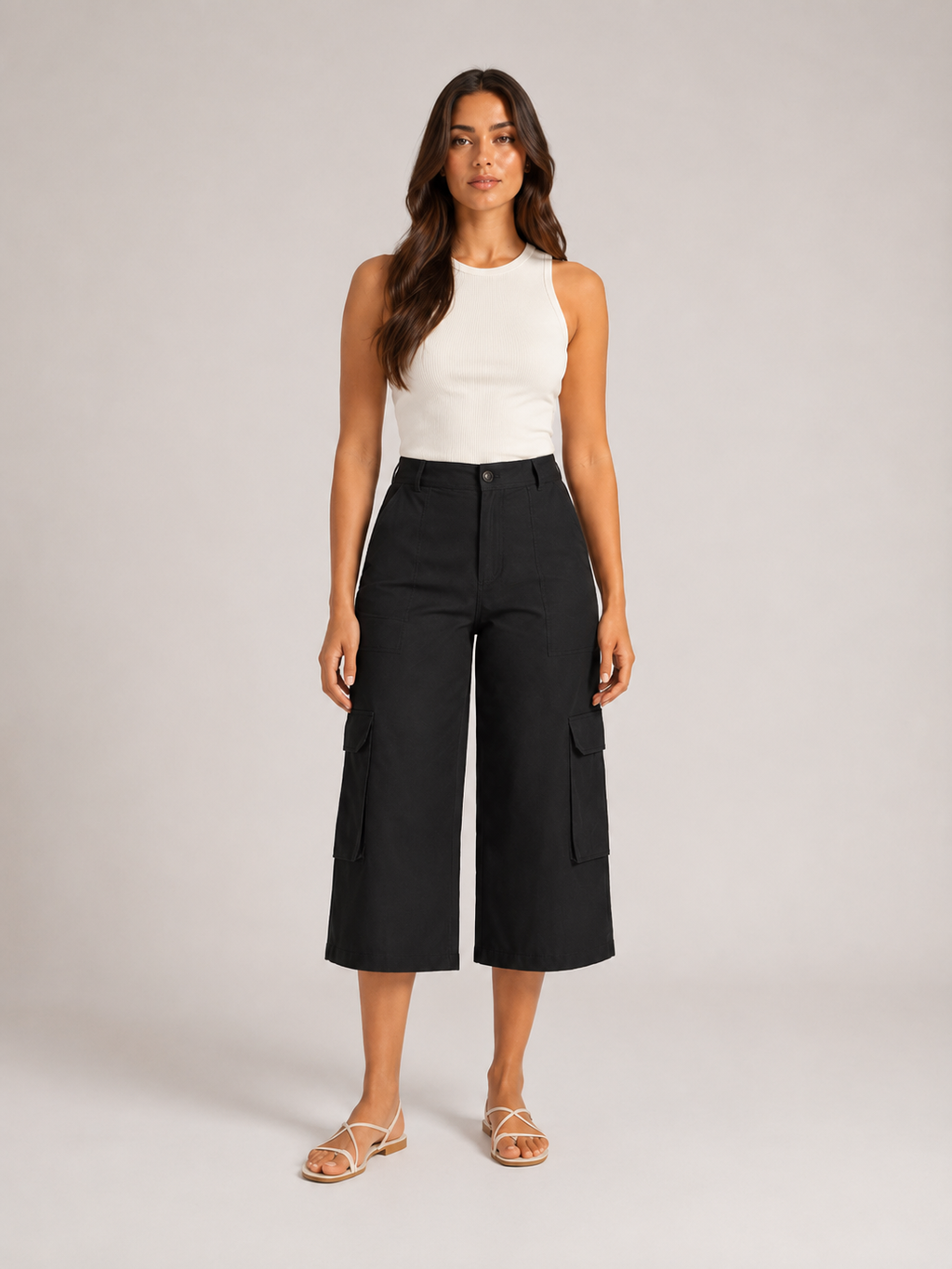 Trinette - Pantalon cargo femme avec poches à rabat et longueur 7/8