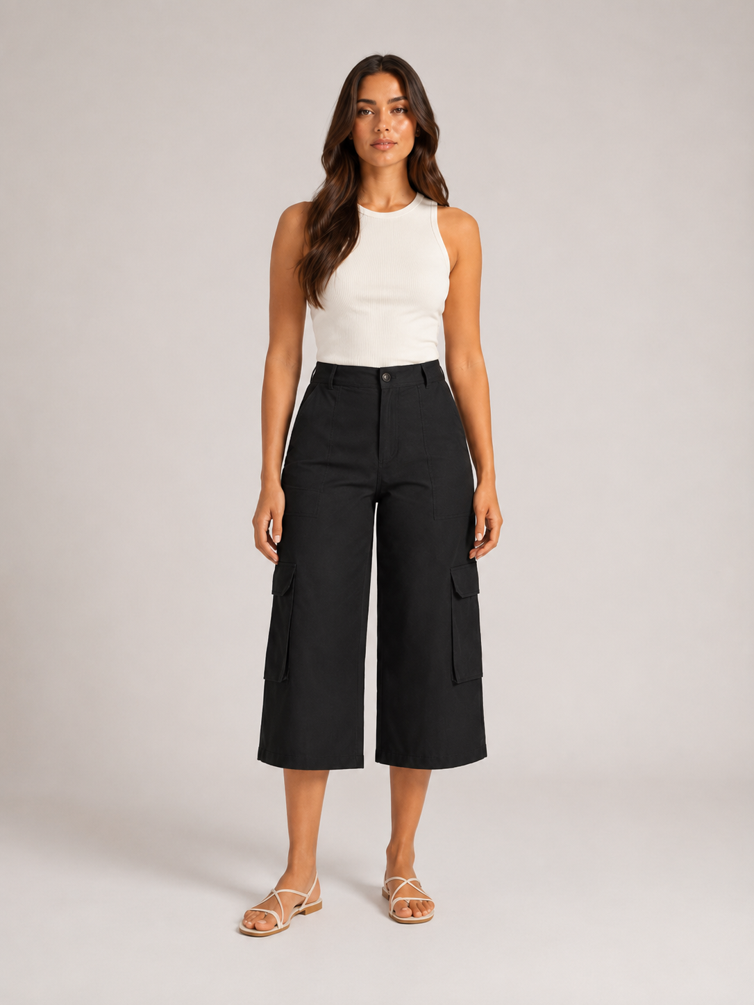 Trinette - Pantalon cargo femme avec poches à rabat et longueur 7/8