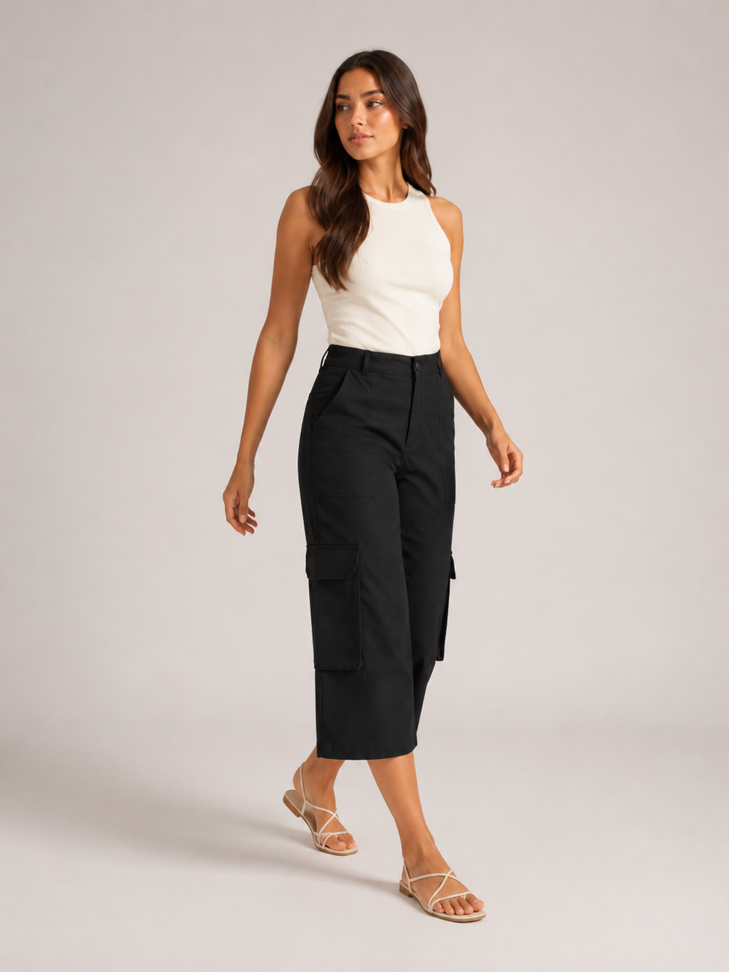 Trinette - Pantalon cargo femme avec poches à rabat et longueur 7/8