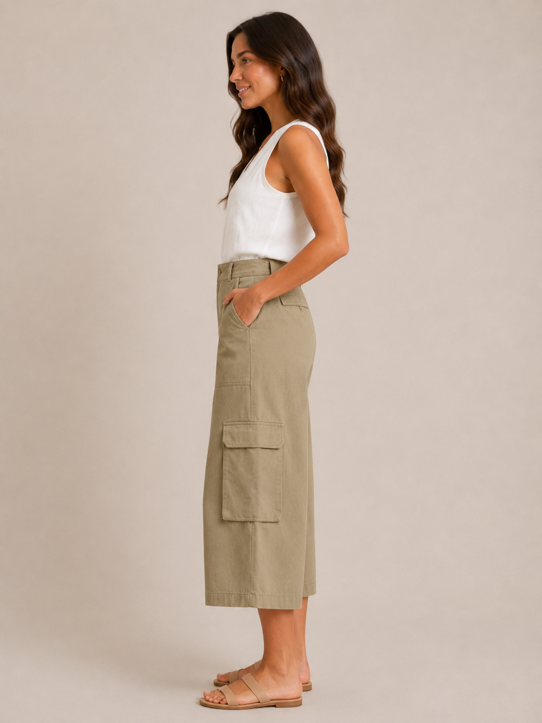Trinette - Pantalon cargo femme avec poches à rabat et longueur 7/8