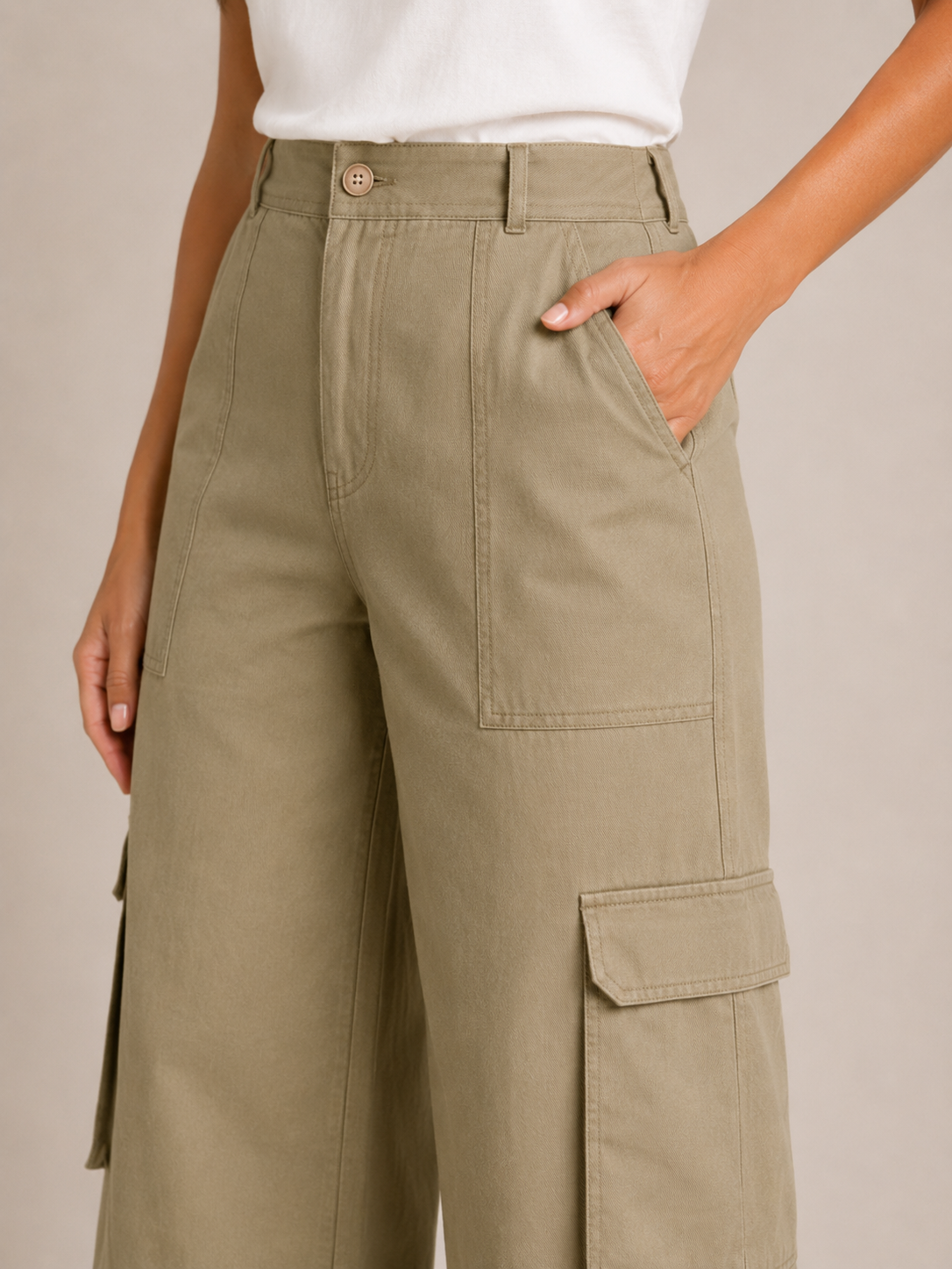 Trinette - Pantalon cargo femme avec poches à rabat et longueur 7/8