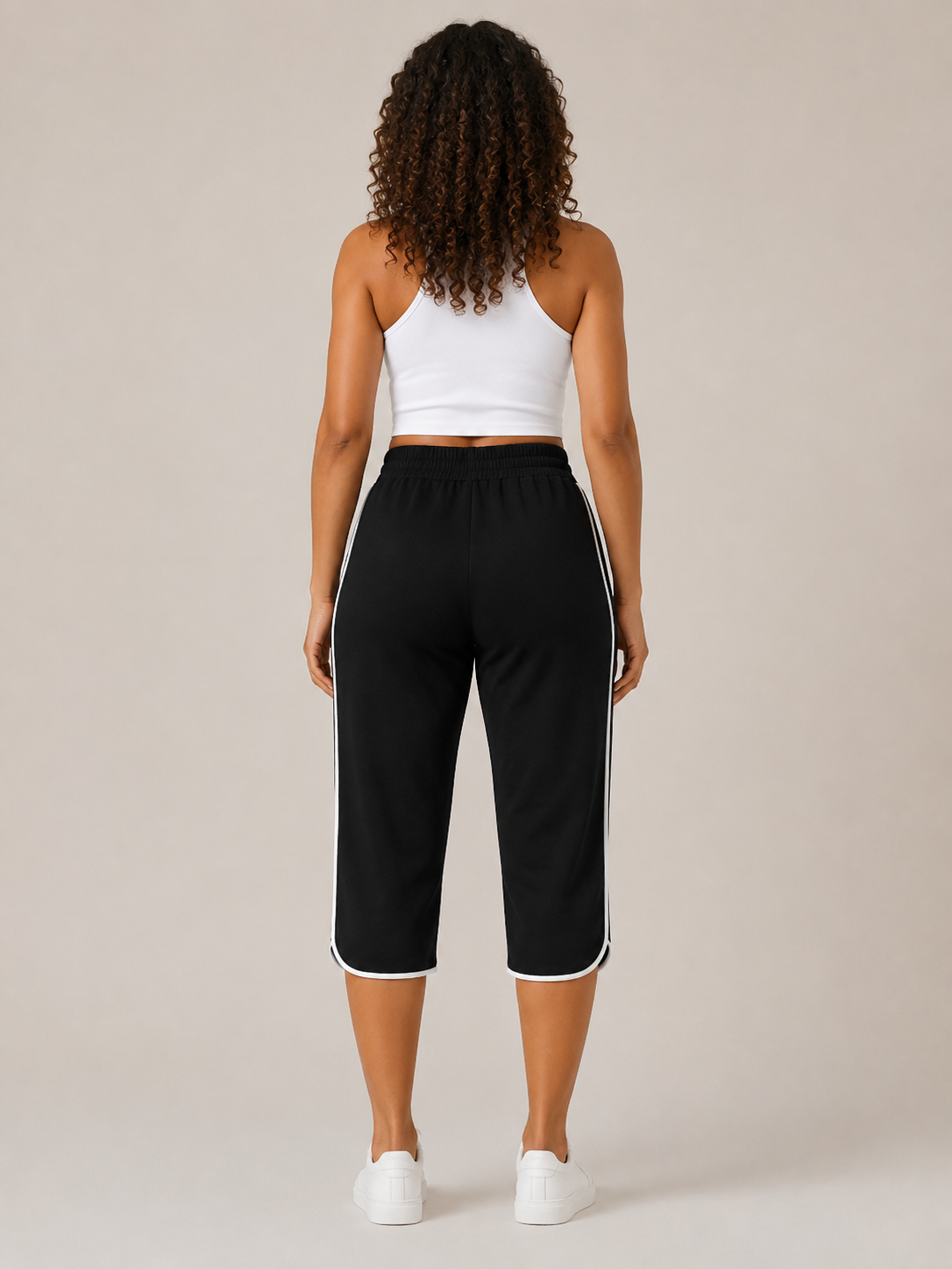 Tilmara - Pantalon capri pour femmes avec bande contrastante sur le côté et cordon de serrage