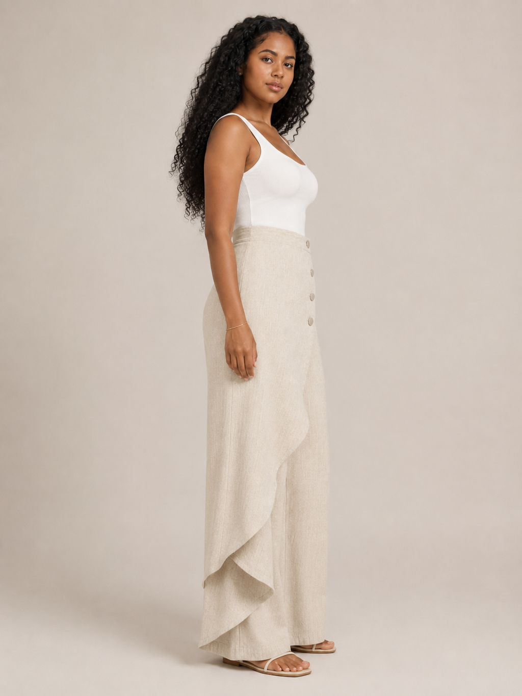 Taneira - Pantalon palazzo pour femmes avec drapé asymétrique et détails de boutons