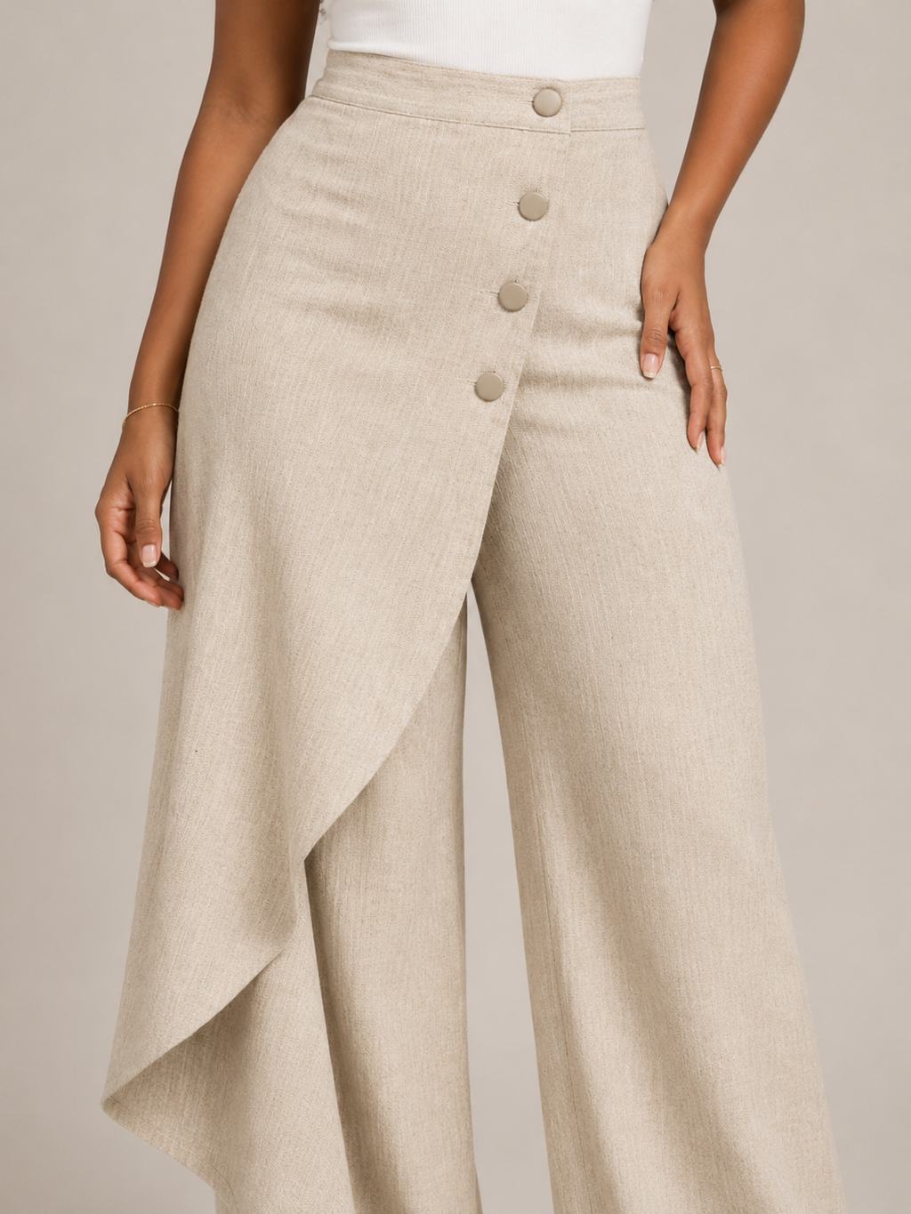 Taneira - Pantalon palazzo pour femmes avec drapé asymétrique et détails de boutons