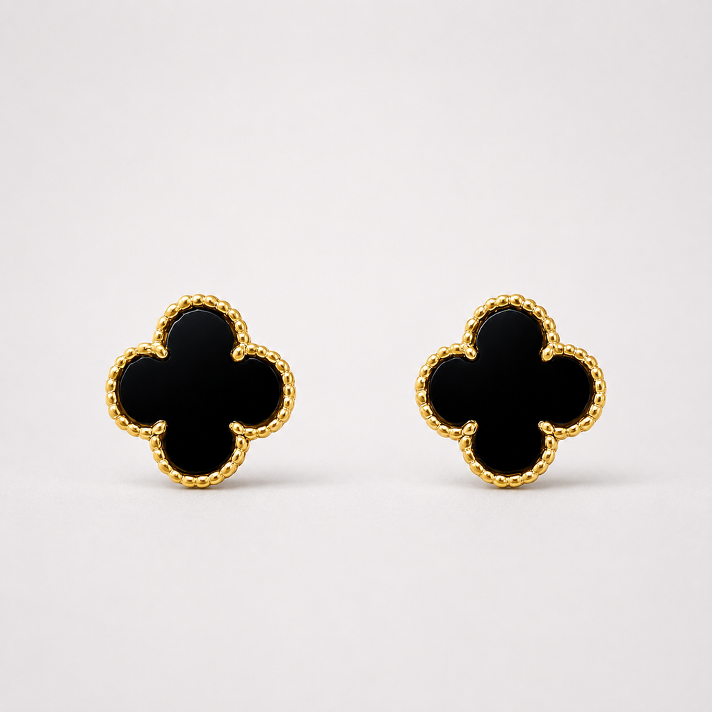 Les boucles d'oreilles trèfle