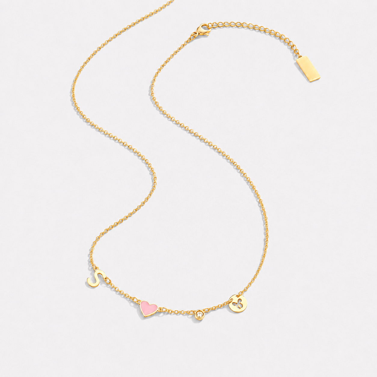 Collier avec initiale, pierre de naissance et signe du zodiaque