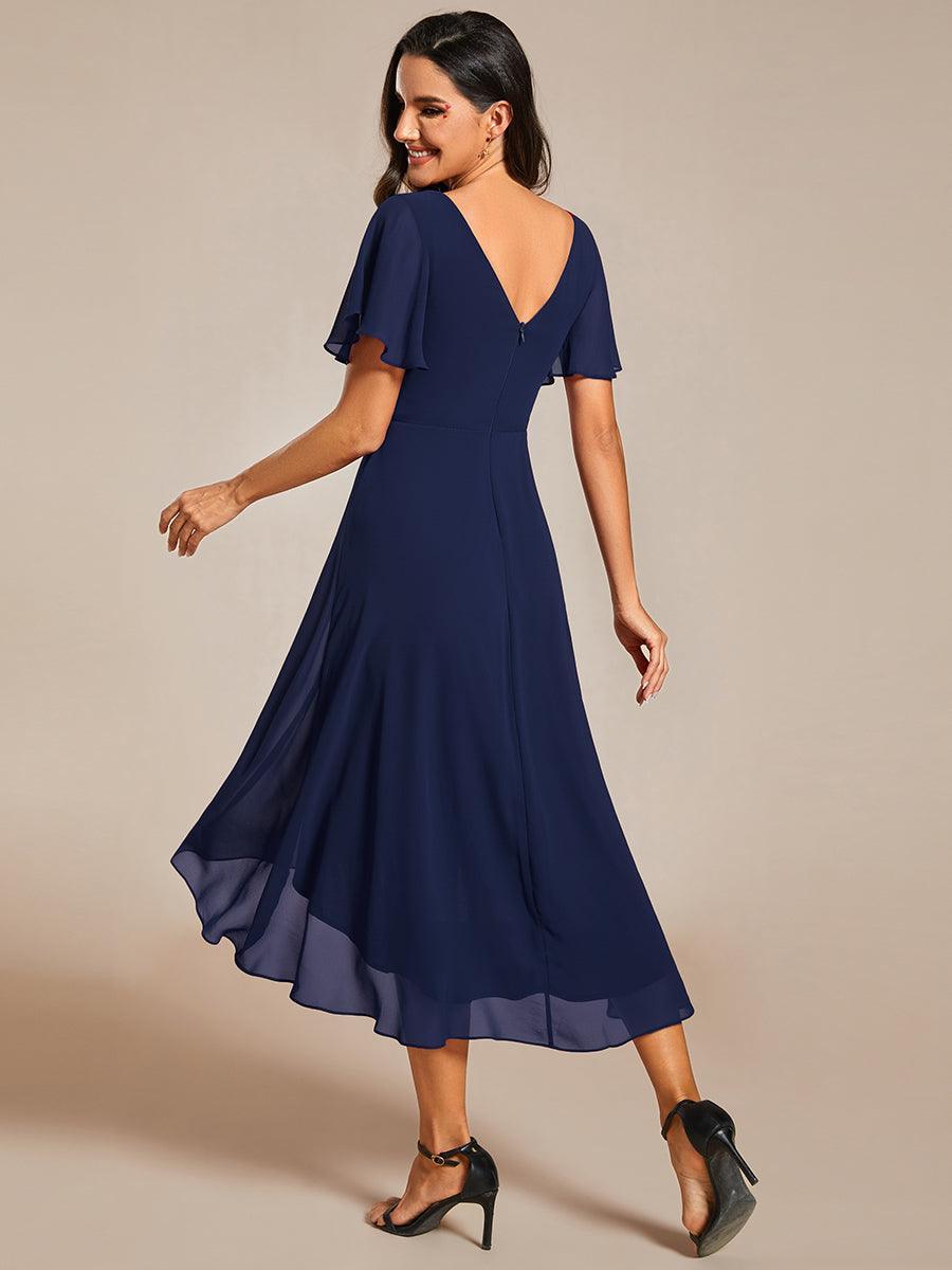 Robe femme d’invitée de mariage chic col V coupe fluide élégante