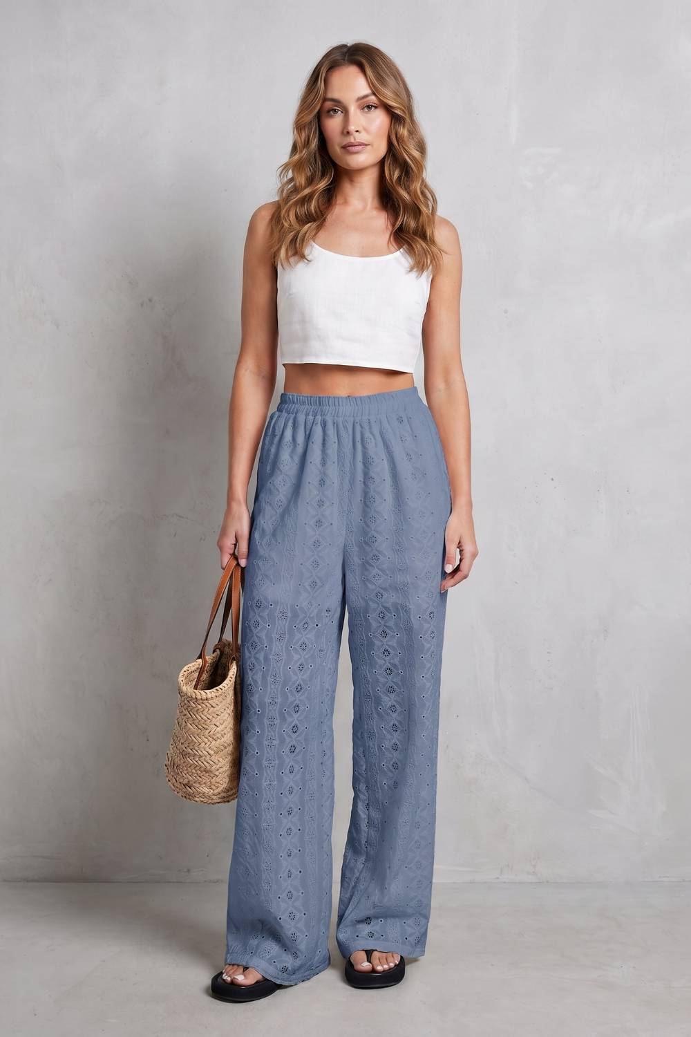 Pantalon Large Femme Élodienne – Blanc, Broderie Anglaise