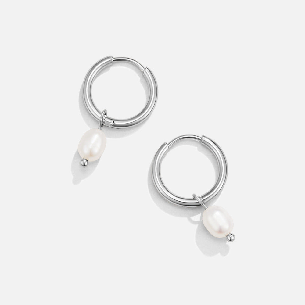 Boucles d'oreilles créoles Delphine en argent et perles d'eau douce