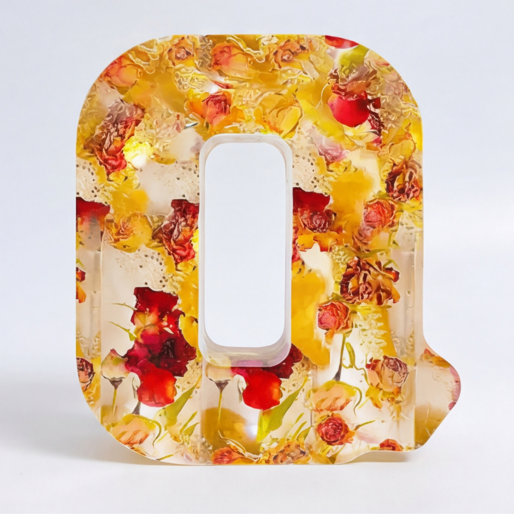 Florenza – Lettre lumineuse en résine florale personnalisée