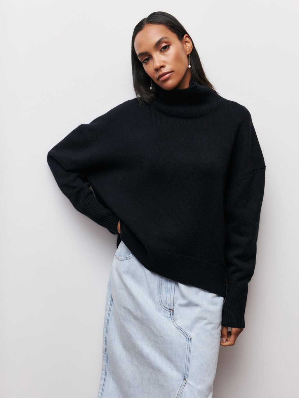 Pull oversized avec col montant et finition côtelée