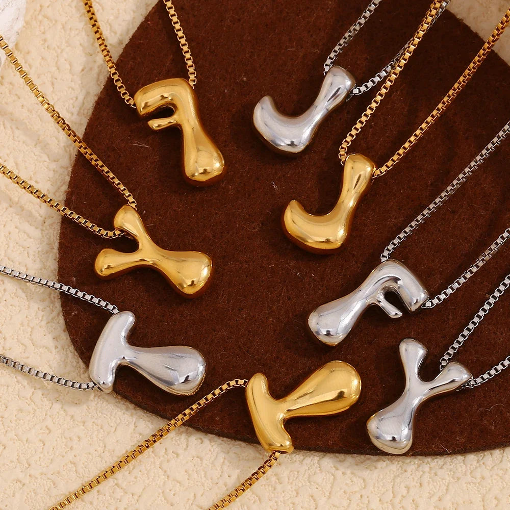 Collier initiale