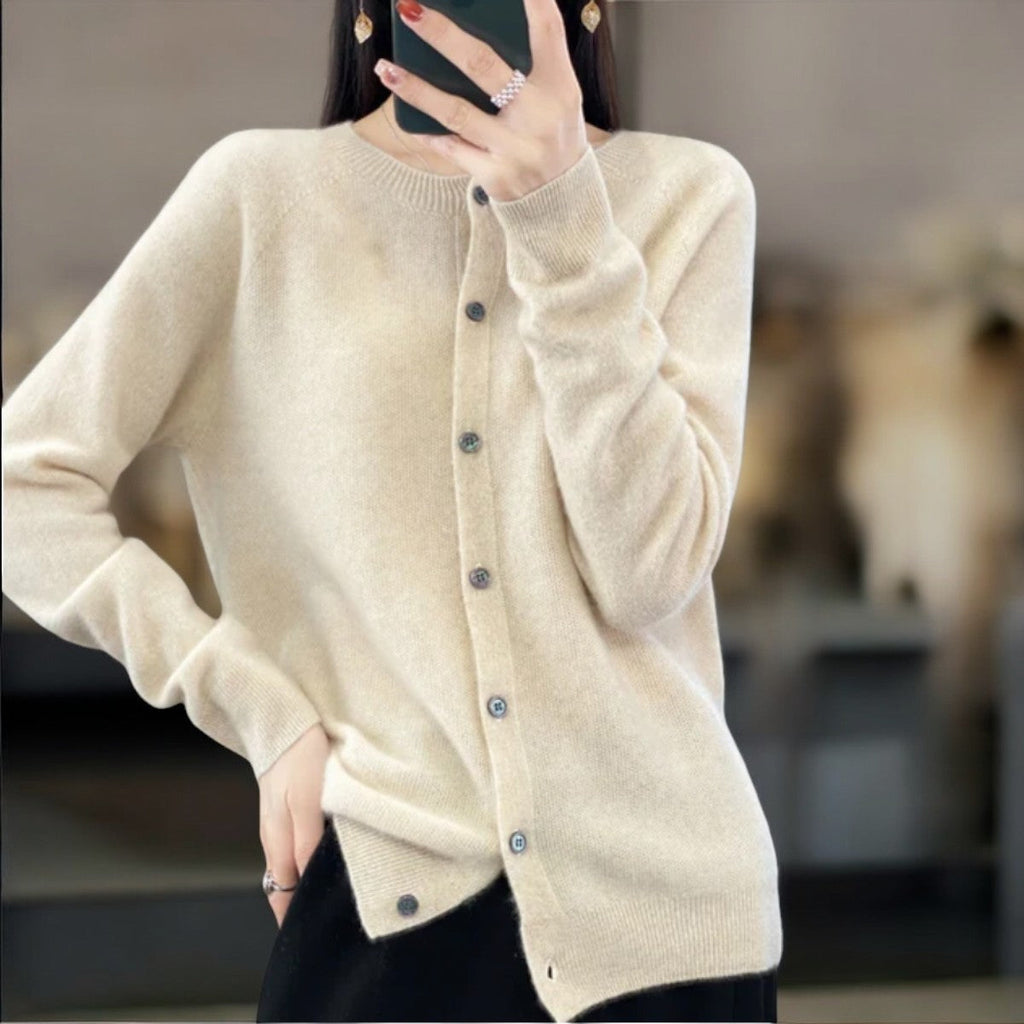 Rhea | Cardigan en Laine Mérinos Léger pour Femmes | Classique de Tous les Jours