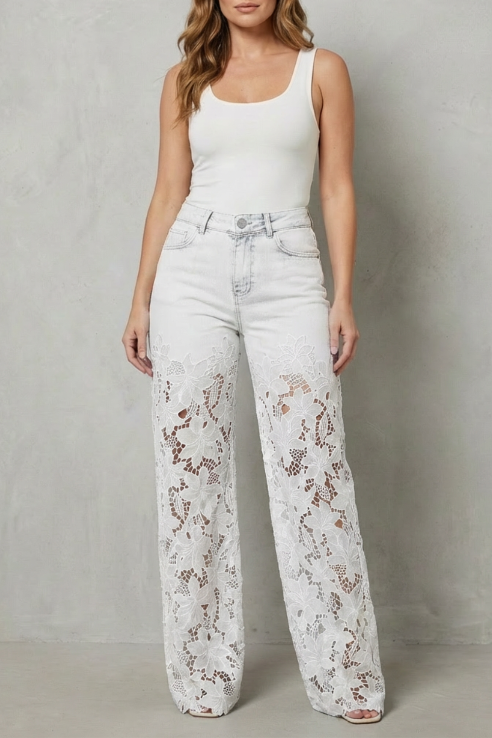 Jean Large Femme Solérine – Bleu Clair, Dentelle Florale