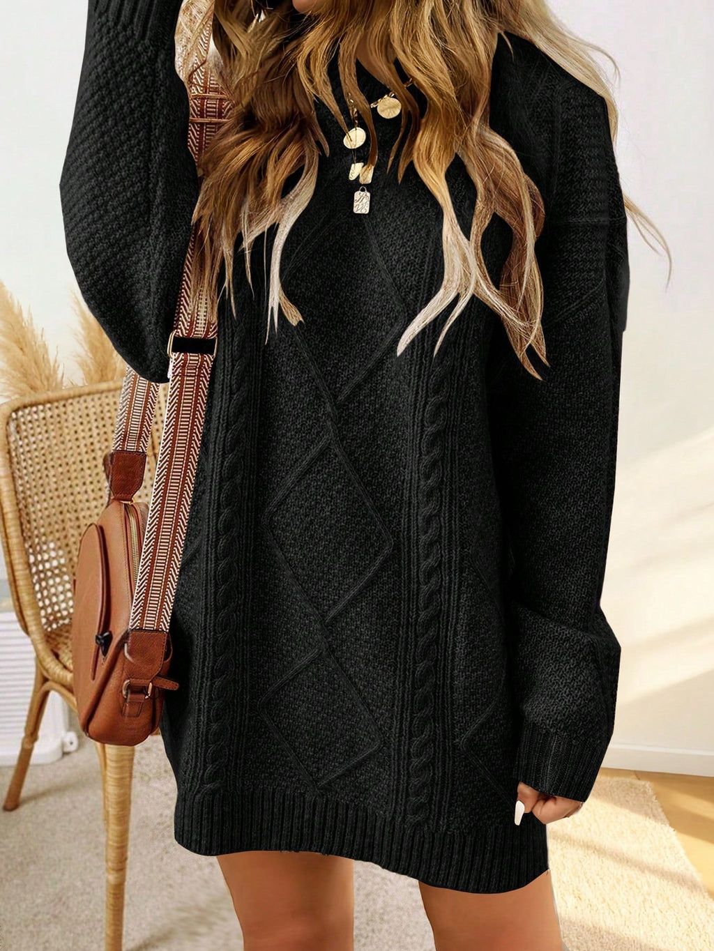 Robe pull avec motif en cable et finitions côtelées