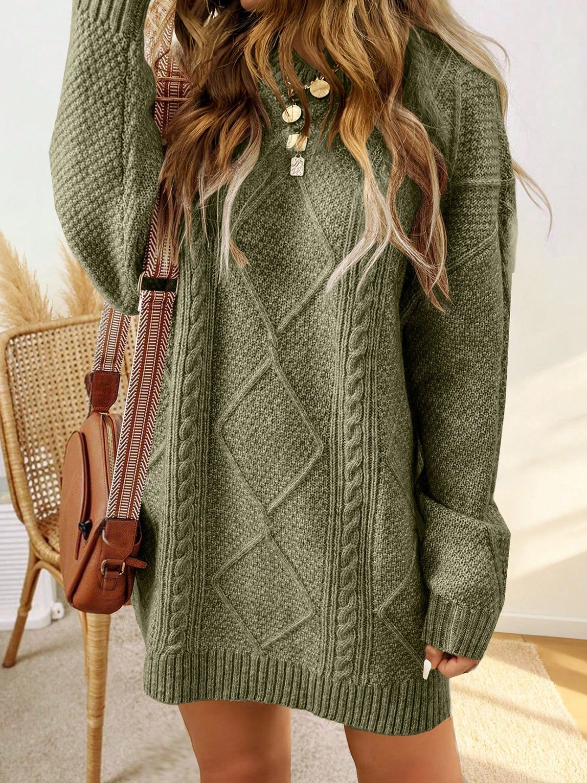 Robe pull avec motif en cable et finitions côtelées
