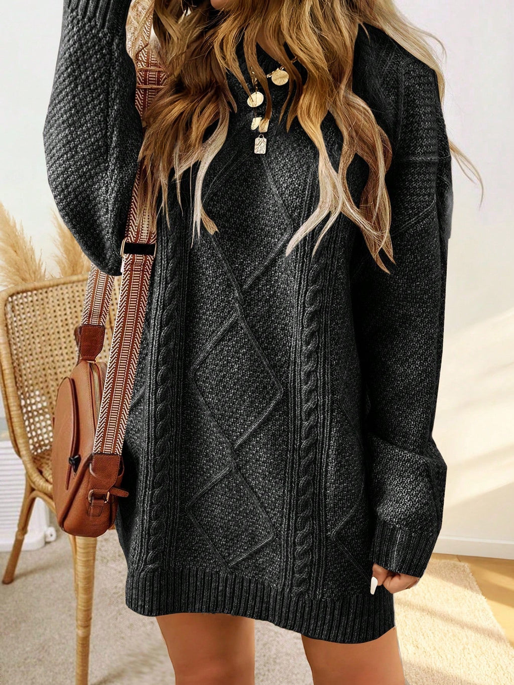 Robe pull avec motif en cable et finitions côtelées