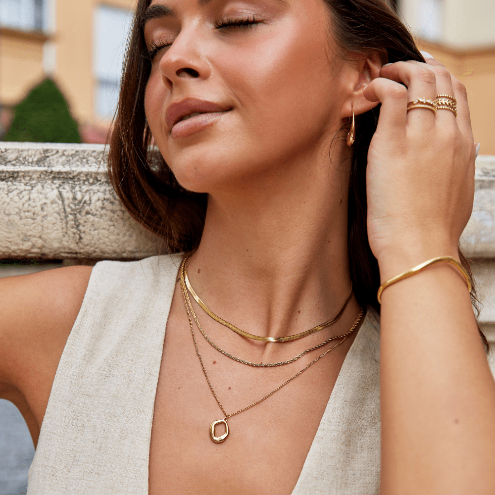 Le collier superposé Mireia