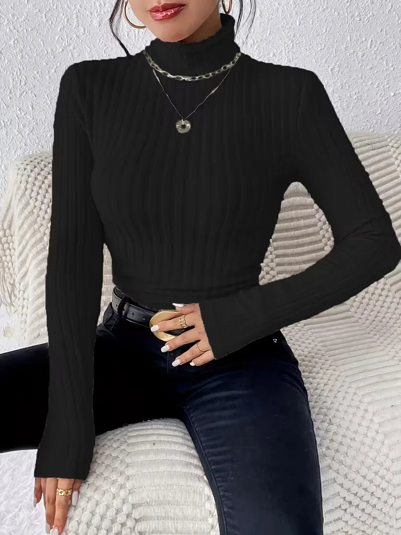 Pull avec col montant et manches longues