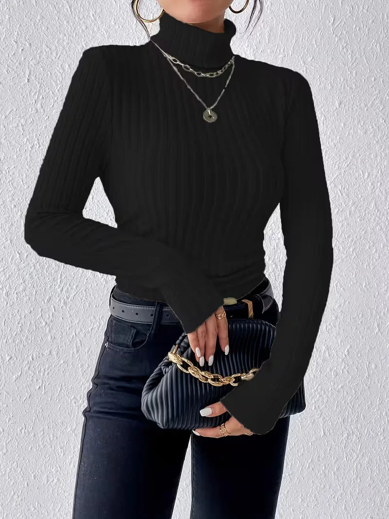 Pull avec col montant et manches longues
