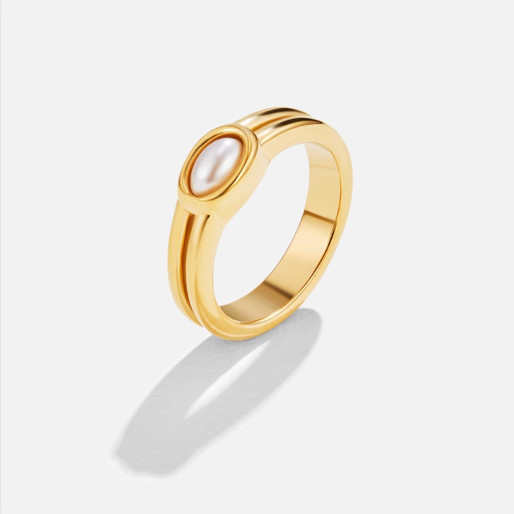 Bague en or 18 carats avec perle épaisse