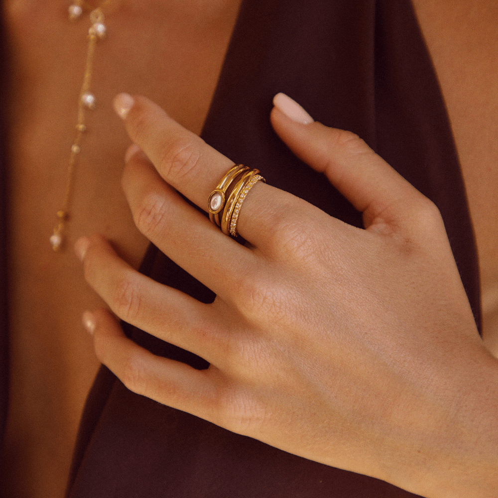 Bague en or 18 carats avec perle épaisse