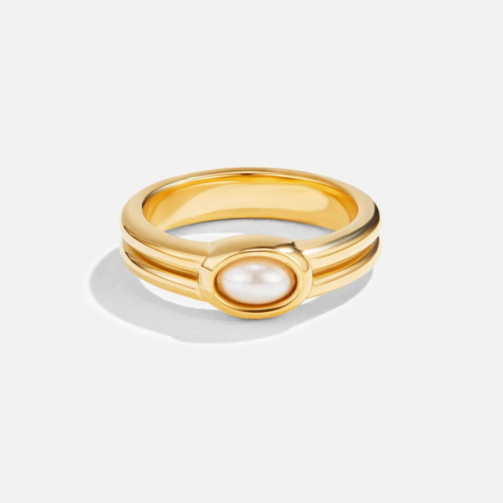 Bague en or 18 carats avec perle épaisse