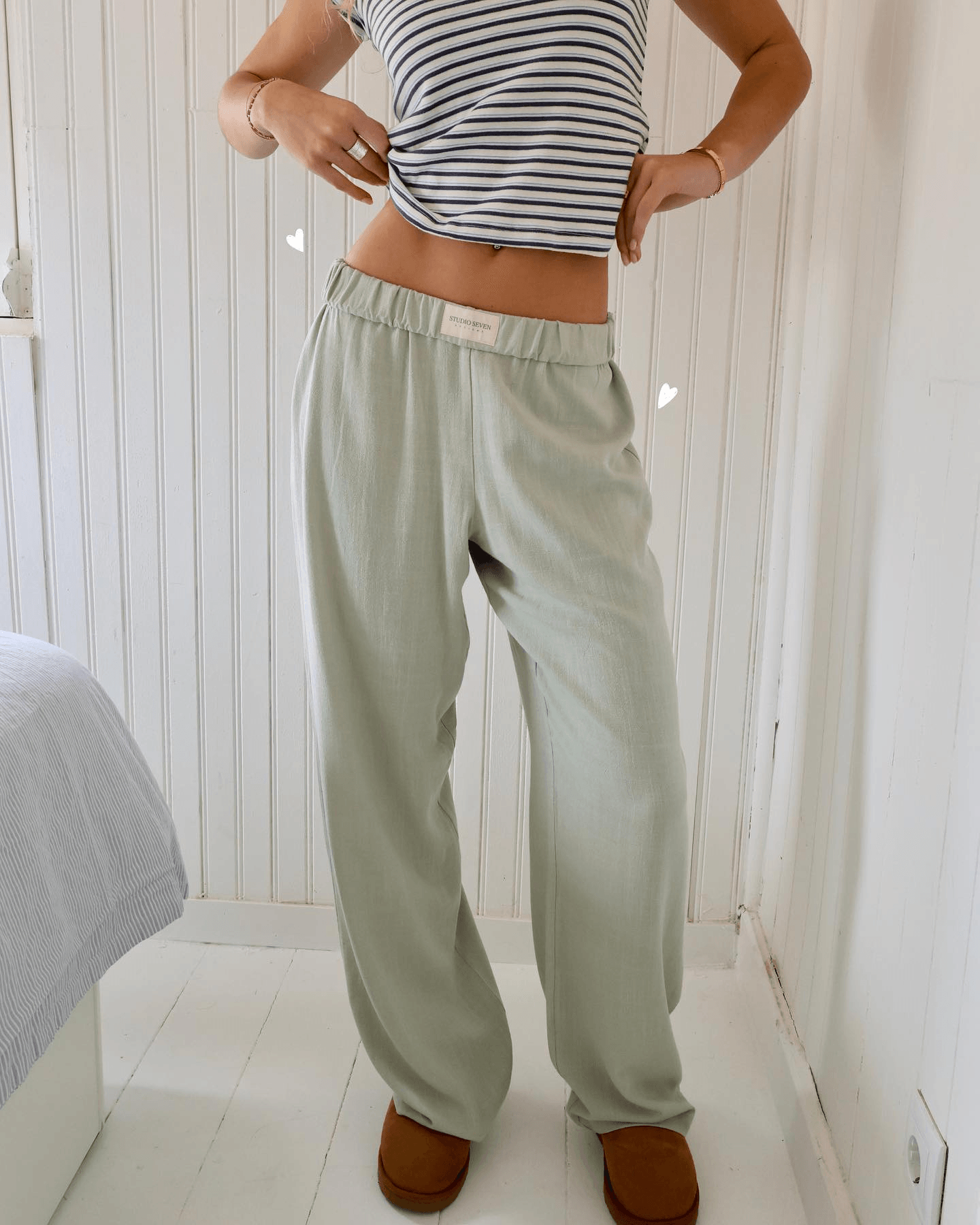 Pantalon pour femmes avec taille élastique et poches latérales