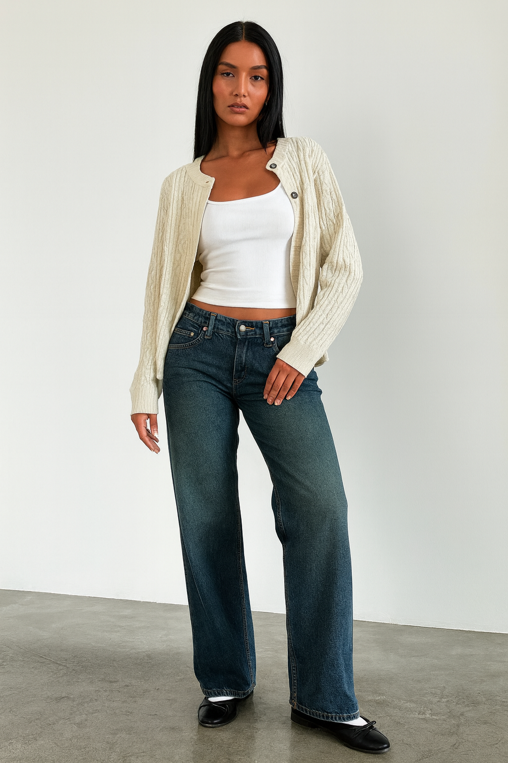 Pantalon femme à jambes larges, fermeture à boutons, passants de ceinture et quinze poches