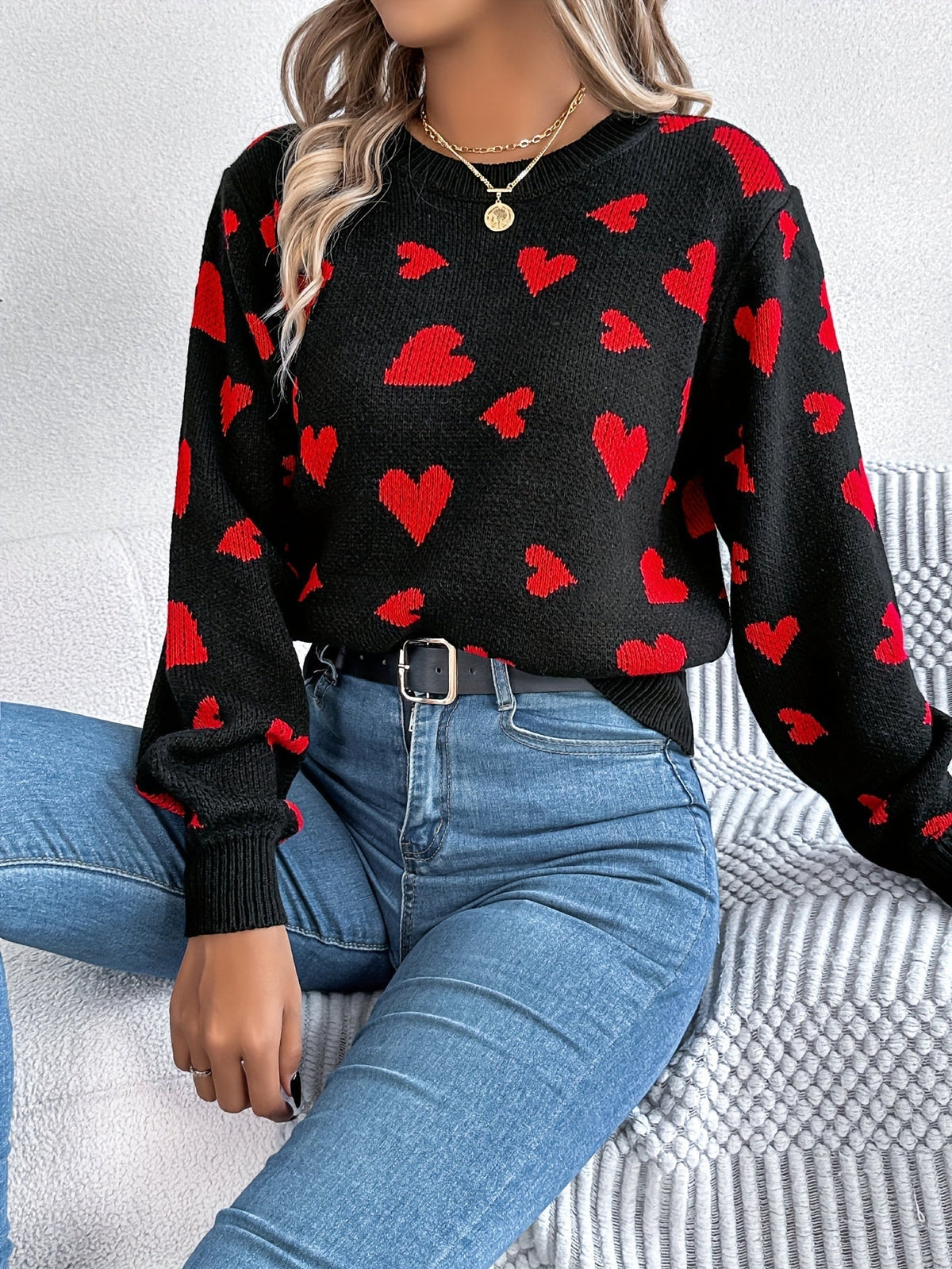 Elin | Pull élégant pour femmes avec col rond et motif de cœurs