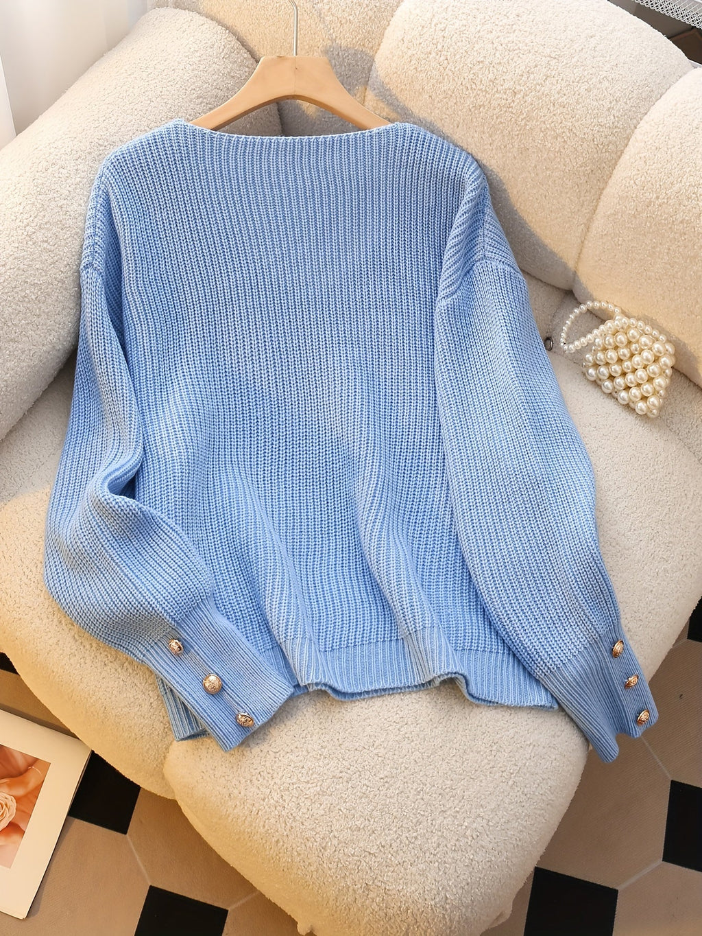 Emma | Pull tricoté élégant à col en V avec manches longues