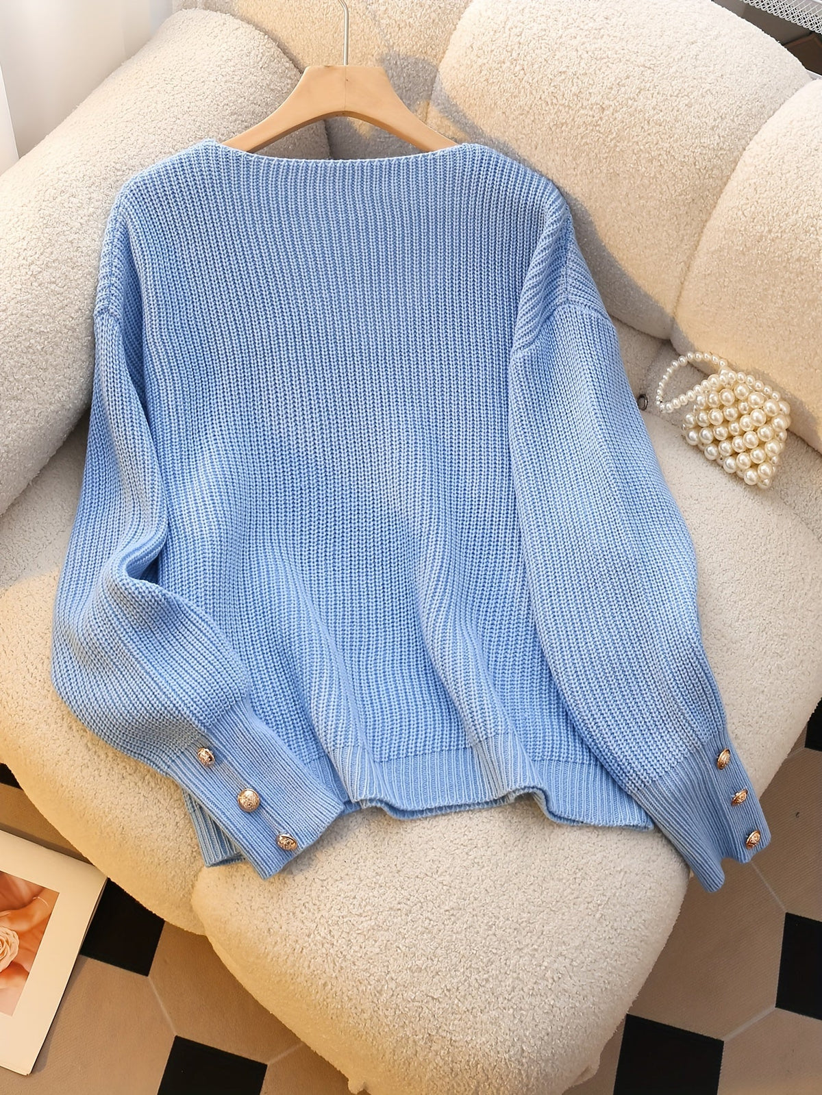 Emma | Pull tricoté élégant à col en V avec manches longues