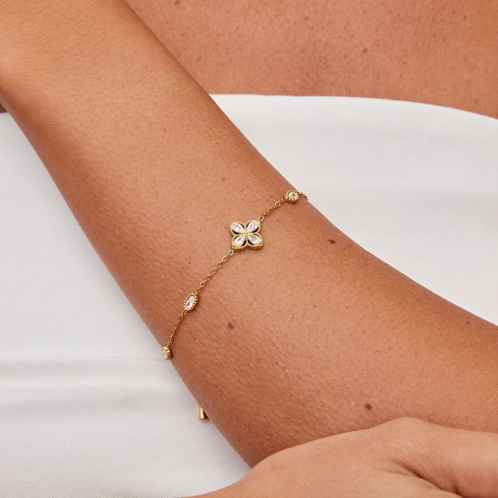 Bracelet trèfle à quatre feuilles
