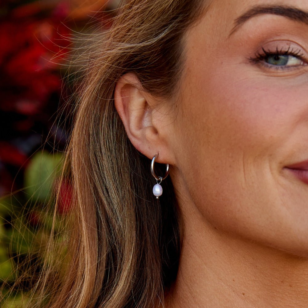 Boucles d'oreilles créoles Delphine en argent et perles d'eau douce