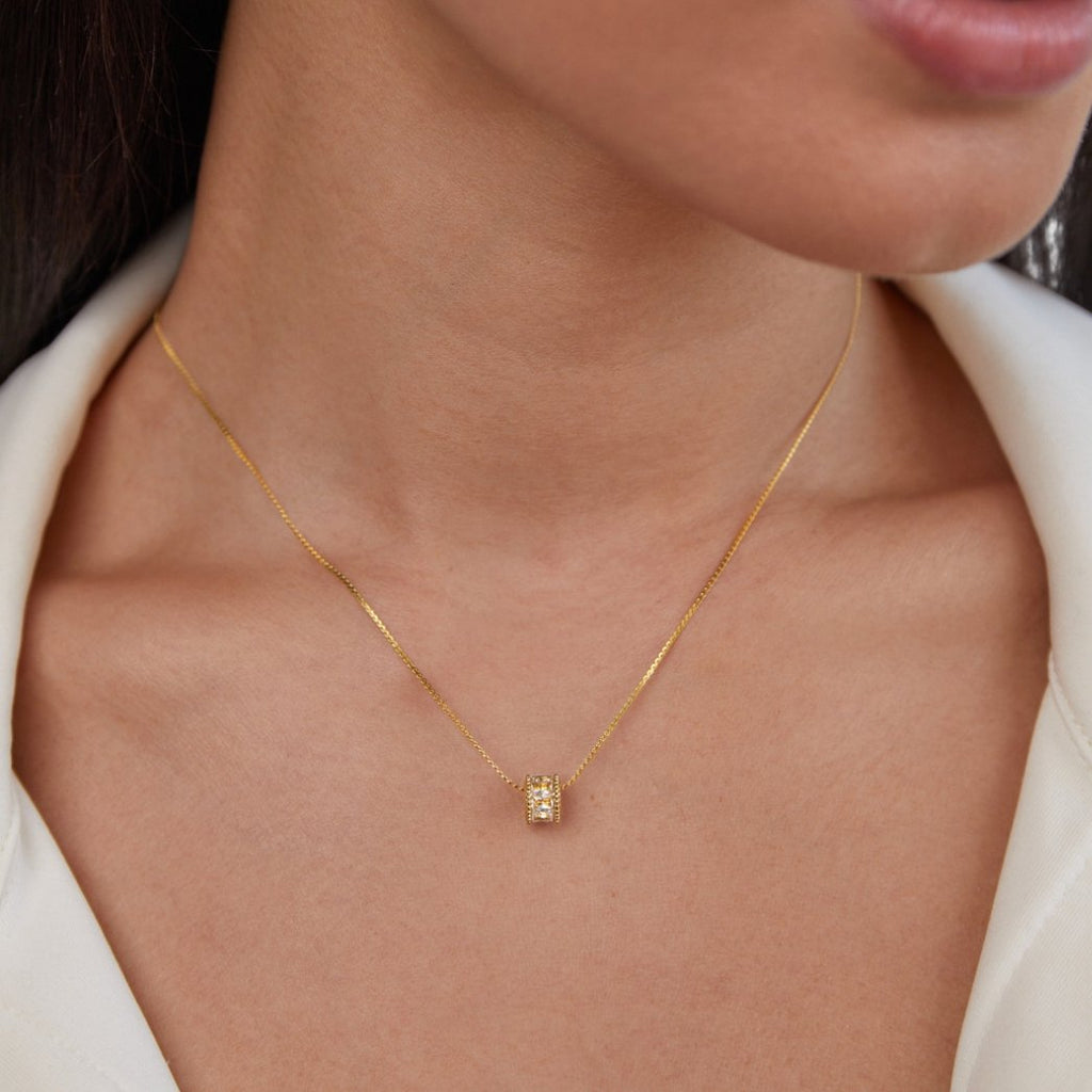 Le collier Elara en or 18 carats