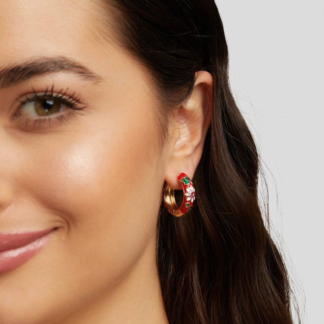 Boucles d'oreilles fleuries dorées