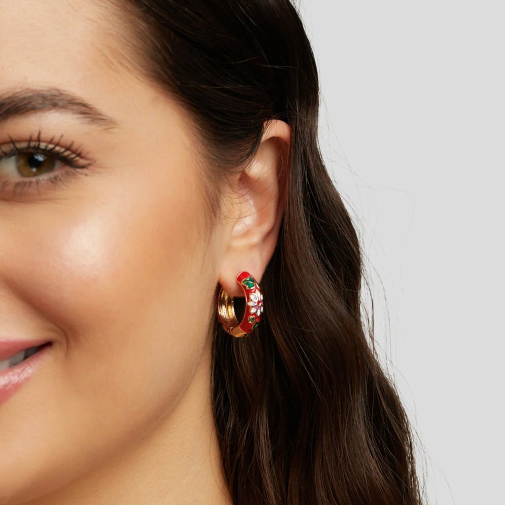 Boucles d'oreilles fleuries dorées