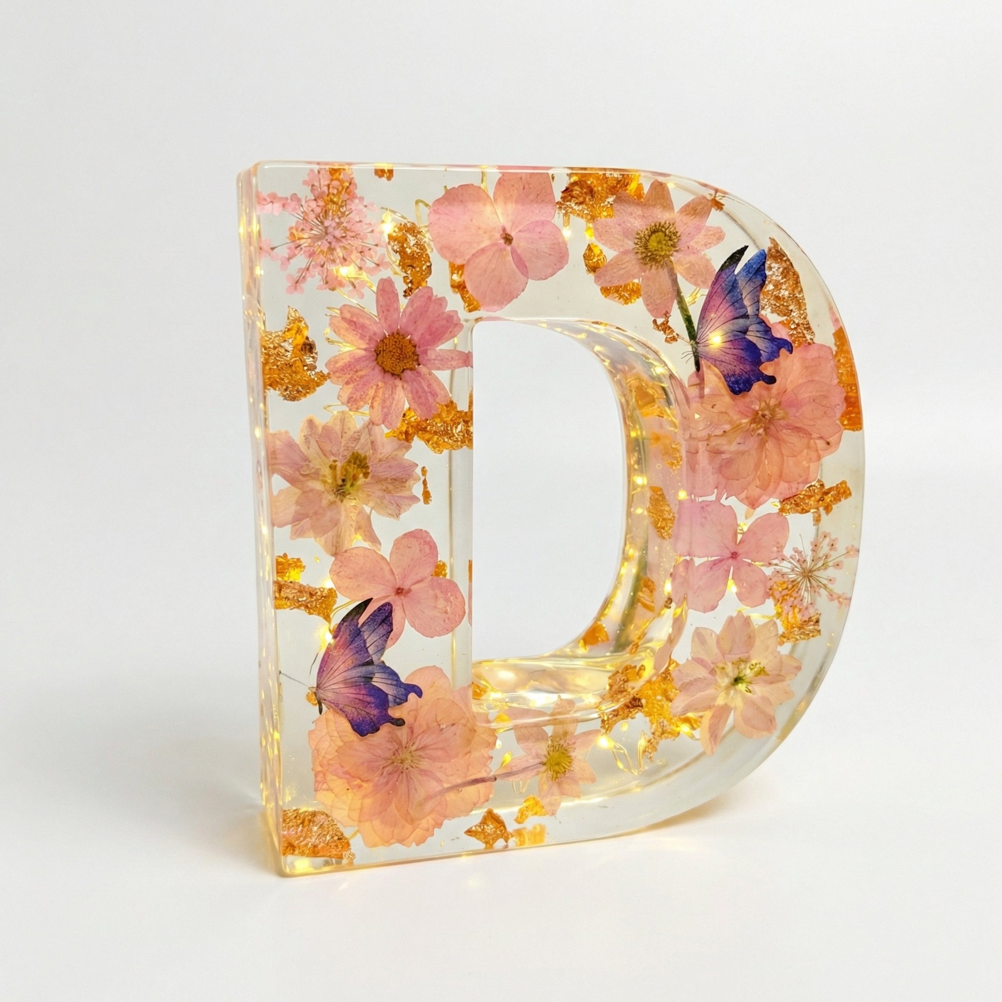 Florenza – Lettre lumineuse en résine florale personnalisée