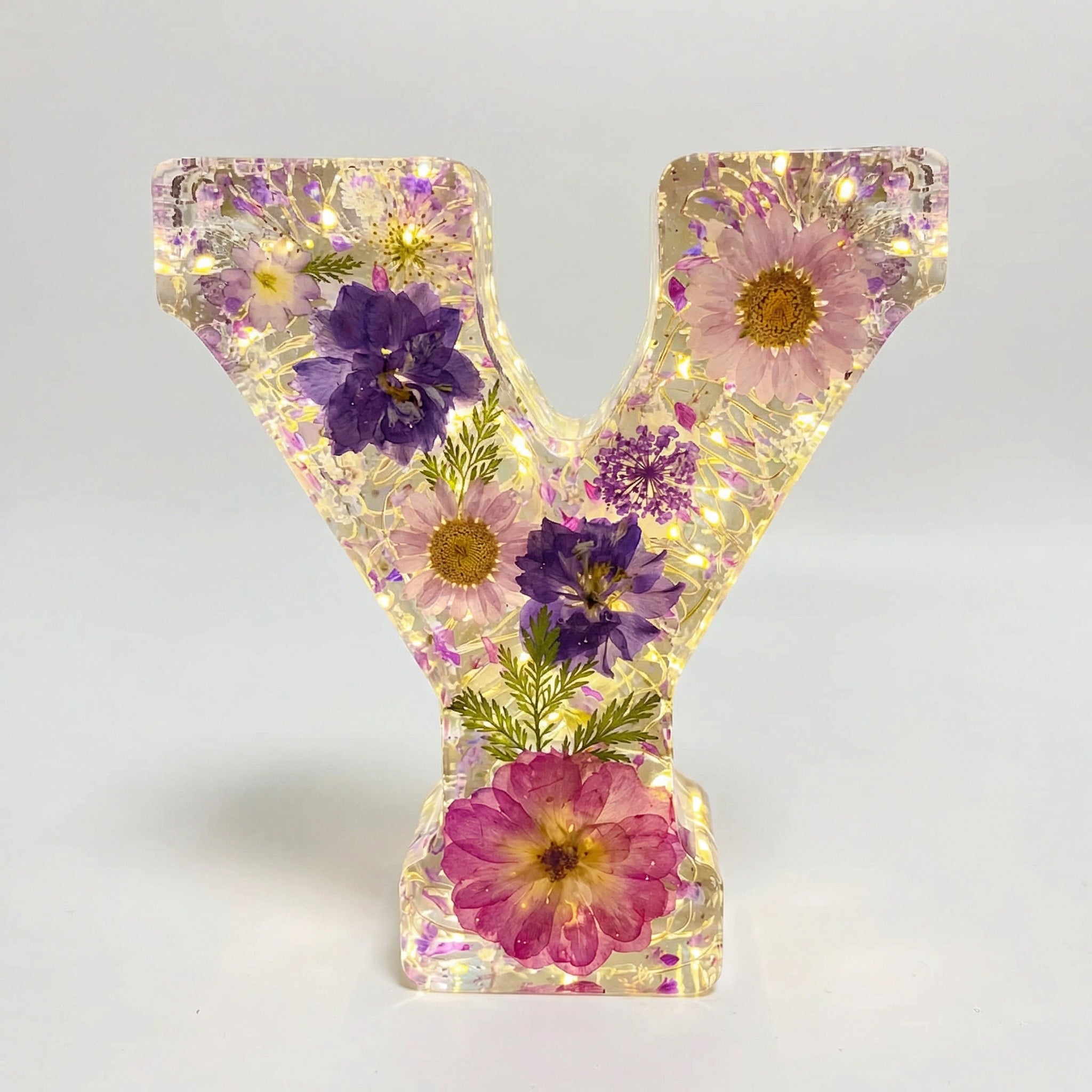 Florenza – Lettre lumineuse en résine florale personnalisée