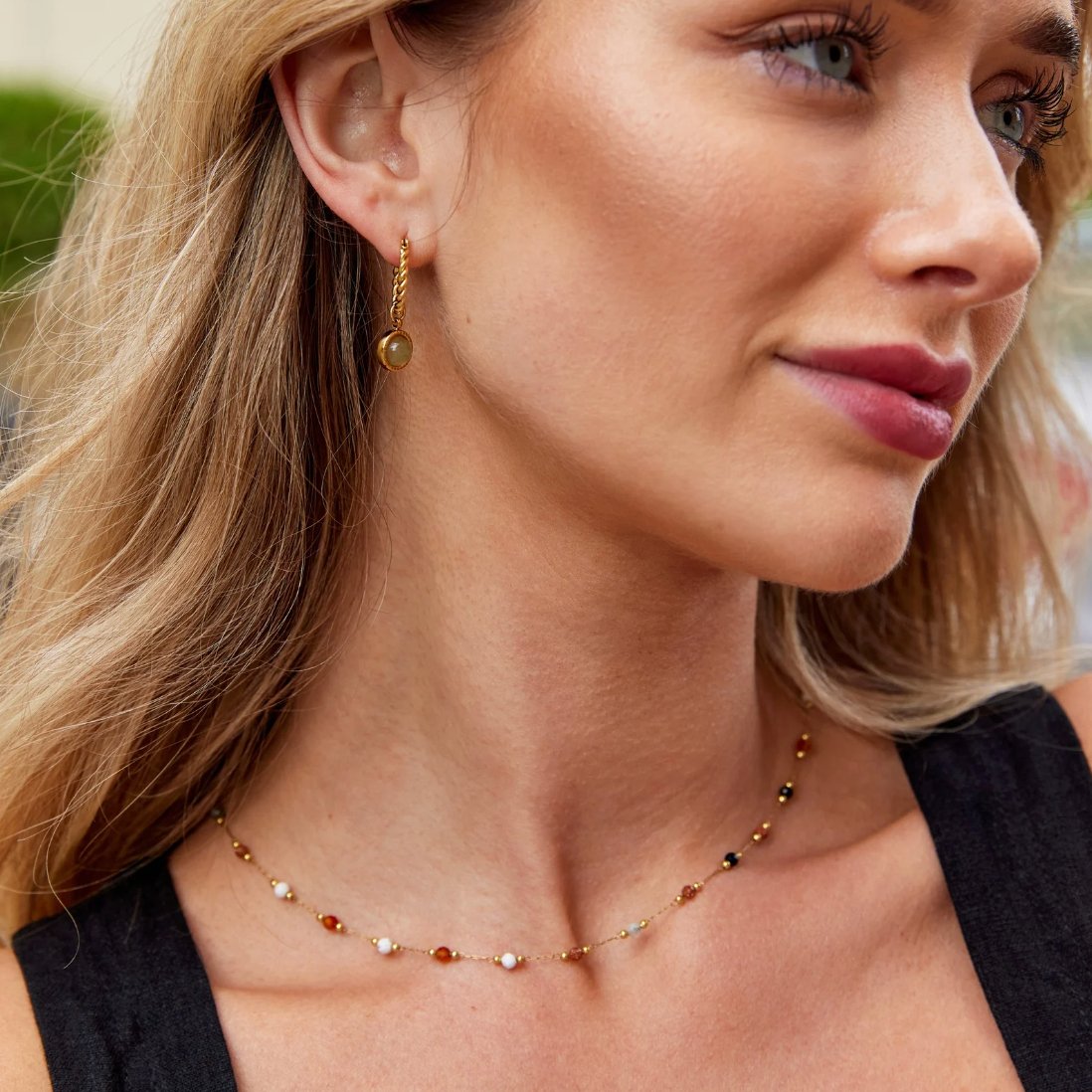 Collier de perles et de pierres Elysia