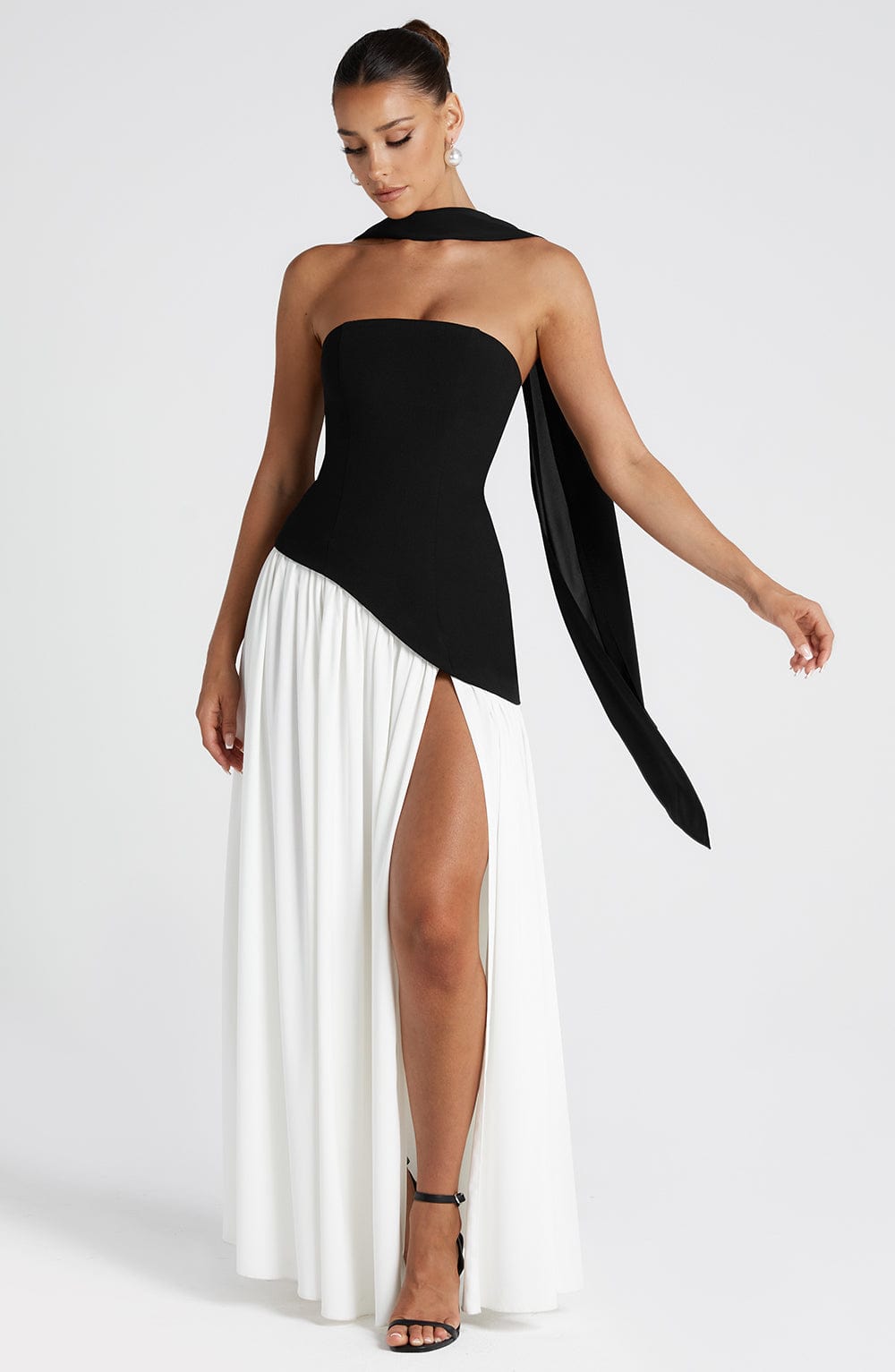 Robe Maxi Sans Bretelles pour Femme avec Fente Haute et Taille Asymétrique