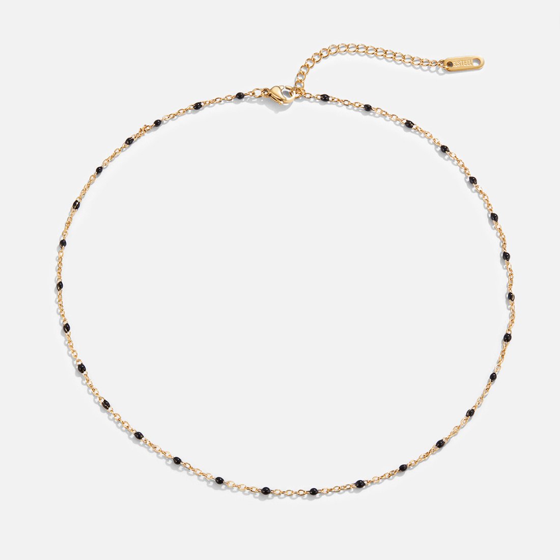 Collier de perles noires