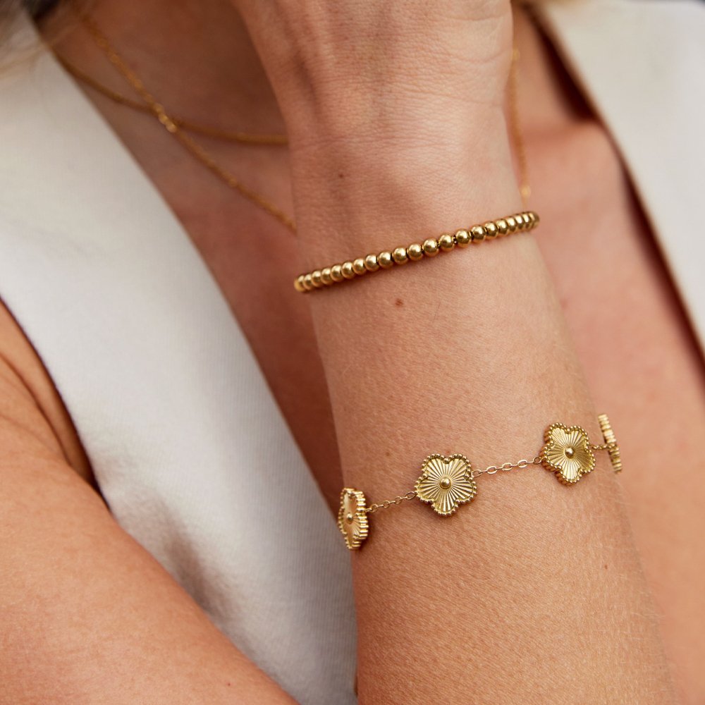 Bracelet en or avec perles